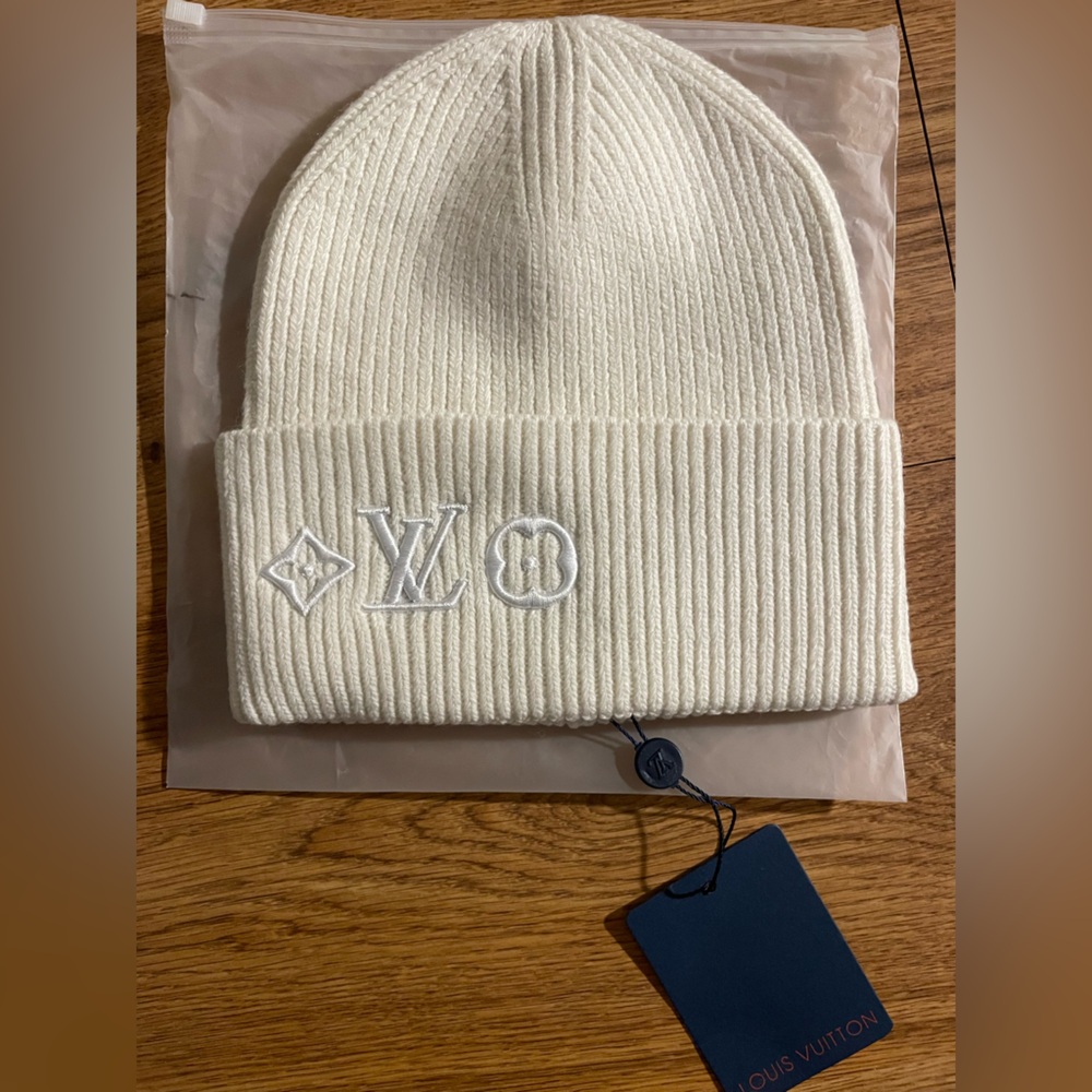 Louis Vuitton Ivory Ribbed Knit Beanie